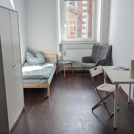 Monteurszimmer In * Hof (Bavaria)