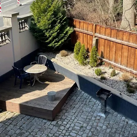 Monteurszimmer In Appartement *