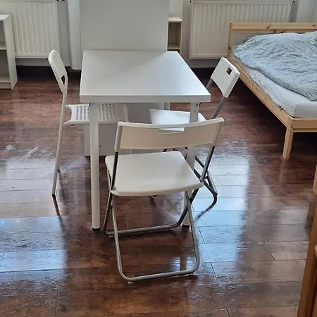 Apartamento Monteurszimmer In *