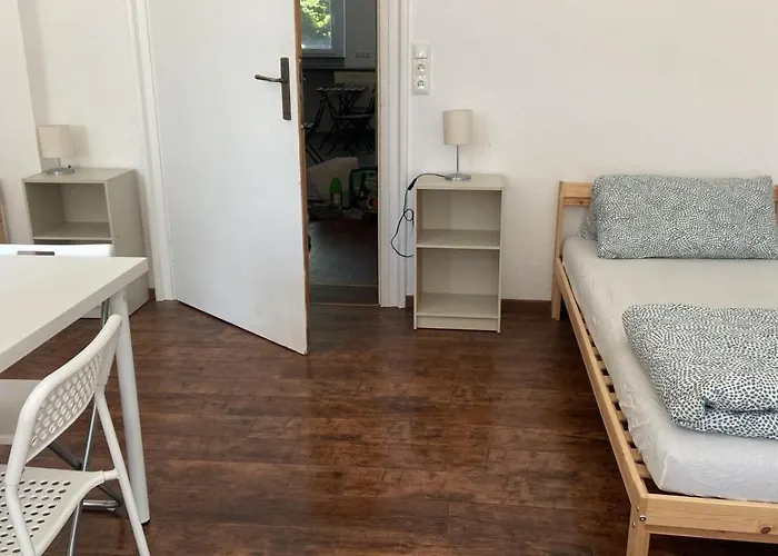Monteurszimmer In Appartement *